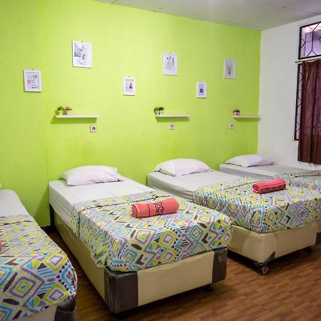 Zenrra Backpacker Hostel Bandung Kültér fotó